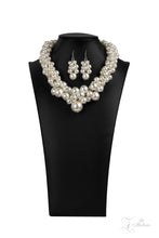 Load image into Gallery viewer, Regal Women&#39;s Necklace
