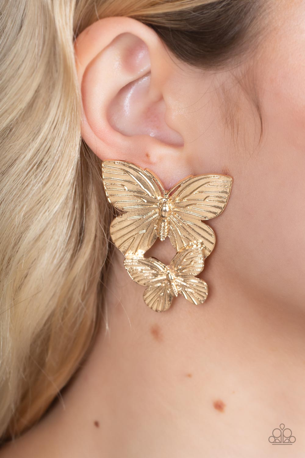 Blushing Butterflies - Gold - Paparazzi